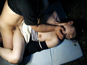 近所の奥さんにイタズラする悪ガキ リモコンバイブ×お触り×生ハメ4時間　サンプル画像20